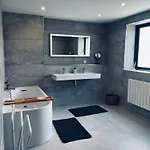 Les Pins - Maison Cosy Et Calme A